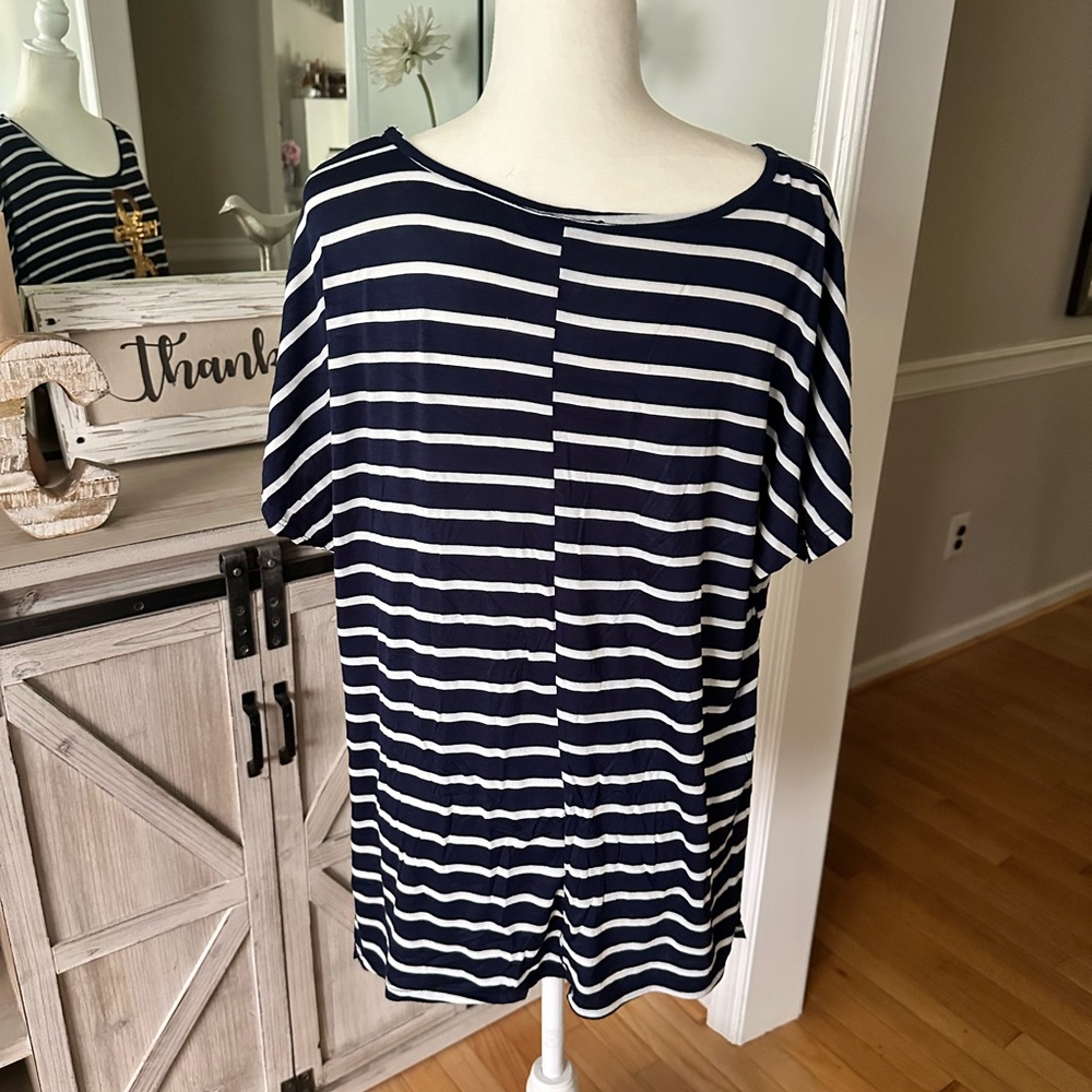 Free Kisses Nautical Striped Sequin Anchor Top - Navy and Gold Size 1X New! - Picture 3 of 4